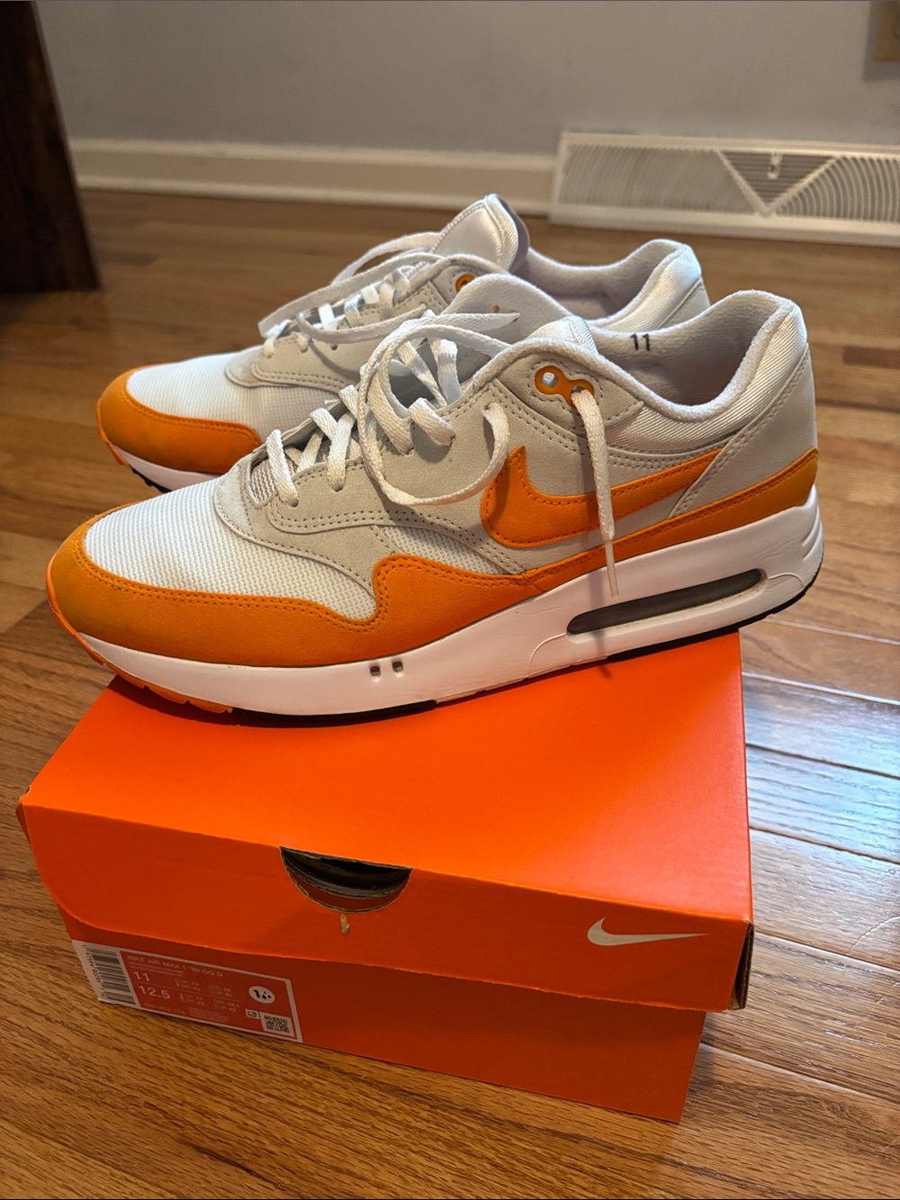 Nike Air Max '86 OG golf White and Orange Low-Top Sneakers